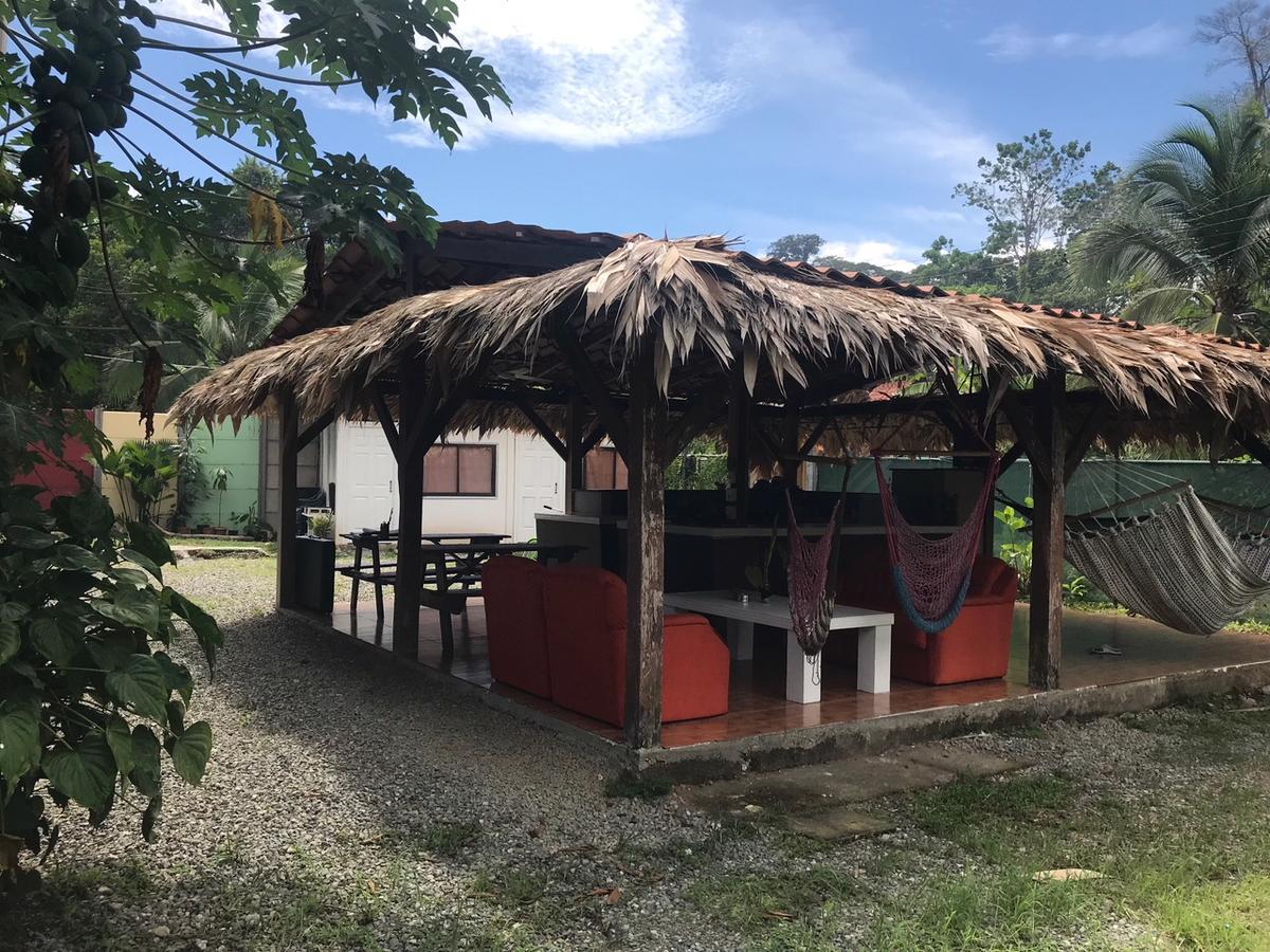 Hotel One Love Puerto Viejo Puerto Viejo de Talamanca Exterior photo